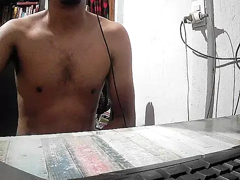 Snapshot of PedroRP69 chatting on 04/19/26, 03:17 PedroRP69 online show from 04/19/26, 03:17