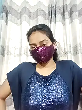 Snapshot of Hot_Baby250 chatting on 10/18/25, 09:43 Hot Baby250 online show from 10/18/25, 09:43