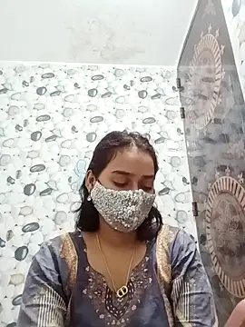 Snapshot of Hot_Baby250 chatting on 04/17/26, 09:34 Hot Baby250 online show from 04/17/26, 09:34