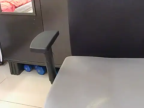 mpl sub4 online show from 11/28/25, 06:16