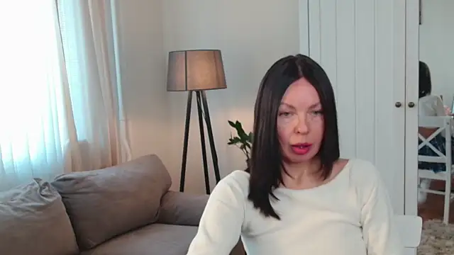 LittleNicolee online show from 01/12/26, 12:54