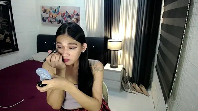 Snapshot of TSJaninexx chatting on 11/13/25, 04:11 TSJaninexx online show from 11/13/25, 04:11