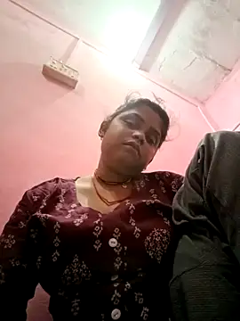 Manya cute online show from 10/22/25, 10:31
