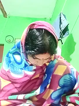 Karishma cute online show from 11/07/25, 12:21