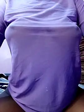 Snapshot of ziyaed chatting on 12/20/25, 03:19 ziyaed online show from 12/20/25, 03:19