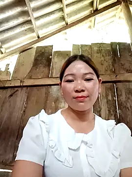 laddy-cute online show from 10/31/25, 05:52