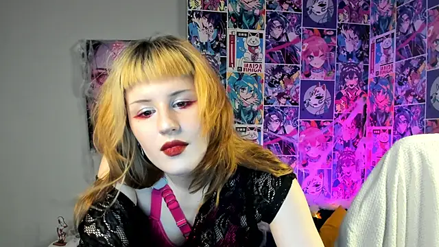 Nova Grave online show from 10/22/25, 11:54