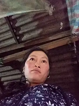 siusiu-00 online show from 10/13/25, 01:33