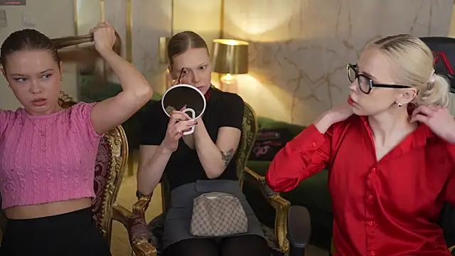 Jessica start online show from 12/02/25, 11:26