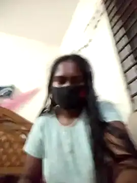 Snapshot of mistak1 chatting on 10/15/25, 12:16 mistak1 online show from 10/15/25, 12:16