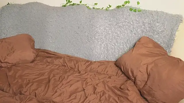 Snapshot of ViolaHight chatting on 01/13/26, 03:12 ViolaHight online show from 01/13/26, 03:12