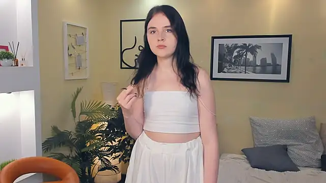 Snapshot of ValdaBoness chatting on 10/21/25, 07:42 ValdaBoness online show from 10/21/25, 07:42