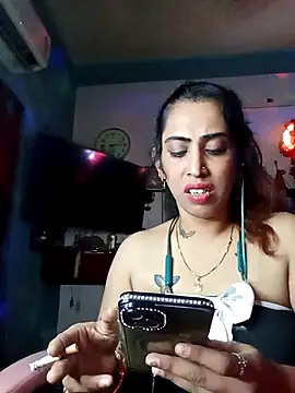 Snapshot of Darling_Annie chatting on 10/26/25, 08:26 Darling Annie online show from 10/26/25, 08:26