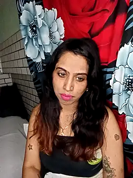 Snapshot of Darling_Annie chatting on 11/04/25, 07:24 Darling Annie online show from 11/04/25, 07:24