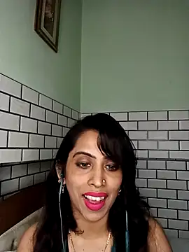 Snapshot of Darling_Annie chatting on 11/05/25, 08:09 Darling Annie online show from 11/05/25, 08:09