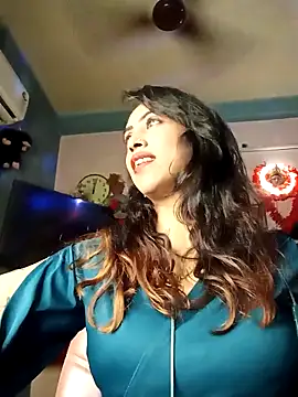 Snapshot of Darling_Annie chatting on 11/16/25, 06:13 Darling Annie online show from 11/16/25, 06:13