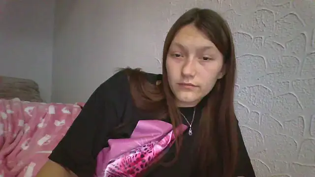 luna tt online show from 12/15/25, 08:13