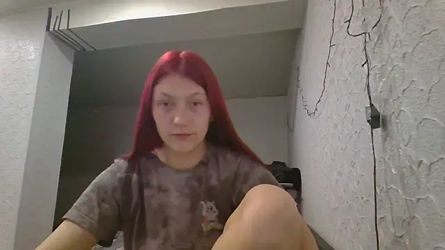 Snapshot of luna_tt chatting on 03/19/26, 04:33 luna tt online show from 03/19/26, 04:33