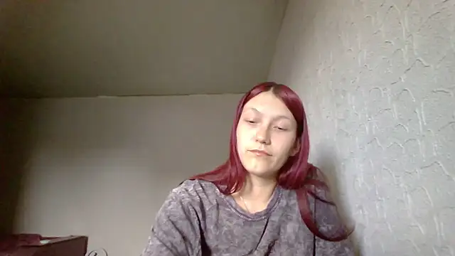 Snapshot of luna_tt chatting on 04/29/26, 12:31 luna tt online show from 04/29/26, 12:31