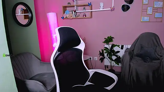 astren villo online show from 11/28/25, 08:11