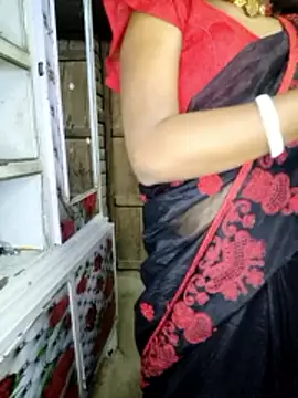 Snapshot of JYRR25 chatting on 04/10/26, 04:12 JYRR25 online show from 04/10/26, 04:12