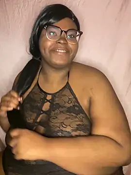TheChubbySiren online show from 05/17/26, 02:09