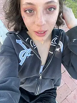 Ryan ruru online show from 01/17/26, 09:51