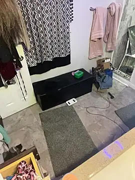 Snapshot of queenkelly1234 chatting on 10/27/25, 08:46 queenkelly1234 online show from 10/27/25, 08:46