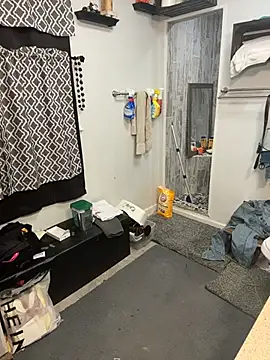 Snapshot of queenkelly1234 chatting on 12/05/25, 05:20 queenkelly1234 online show from 12/05/25, 05:20