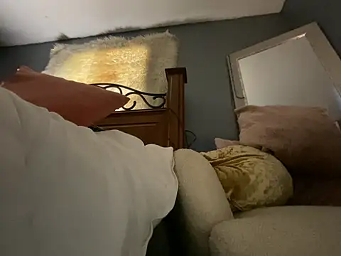 queenkelly1234 online show from 01/18/26, 04:33