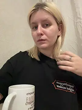 BonnyeBoom online show from 02/15/26, 05:09