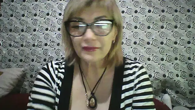 Lia Ray online show from 11/04/25, 07:13