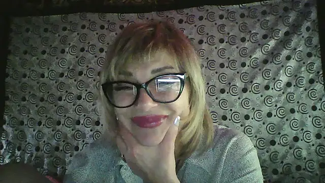 Lia Ray online show from 11/16/25, 07:41