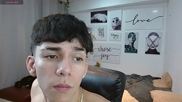 AmethystShadow17 online show from 11/24/25, 03:45