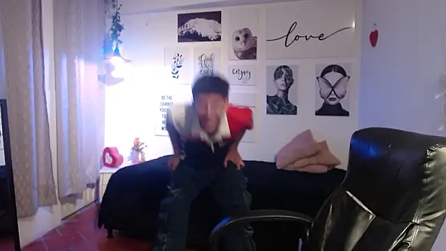 Snapshot of AmethystShadow17 chatting on 03/12/26, 08:15 AmethystShadow17 online show from 03/12/26, 08:15