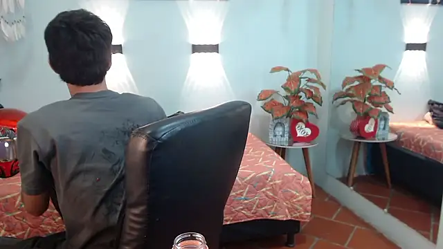 Snapshot of AmethystShadow17 chatting on 03/29/26, 02:44 AmethystShadow17 online show from 03/29/26, 02:44