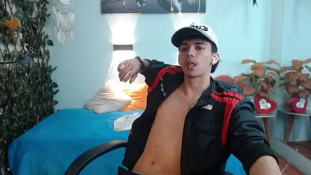 Snapshot of AmethystShadow17 chatting on 04/10/26, 09:30 AmethystShadow17 online show from 04/10/26, 09:30