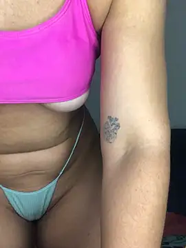 Bellafit02 online show from 11/07/25, 08:25