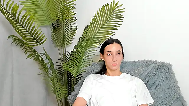 HayleySalahubdin online show from 10/14/25, 03:13