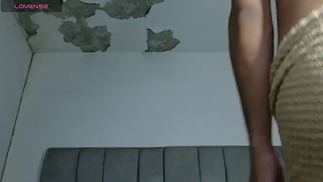 Snapshot of Desire4Duo chatting on 04/17/26, 10:07 Desire4Duo online show from 04/17/26, 10:07