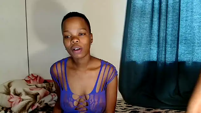 SexyLatoya05 online show from 11/14/25, 04:44