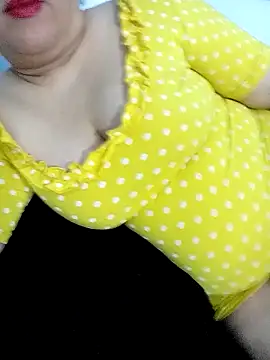 Snapshot of Notila-68 chatting on 11/11/25, 07:47 Notila-68 online show from 11/11/25, 07:47