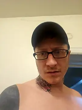 Snapshot of FriskedBedside6669 chatting on 10/24/25, 12:41 FriskedBedside6669 online show from 10/24/25, 12:41