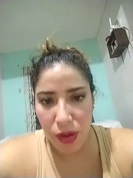 Yvonny27 online show from 03/01/26, 02:46