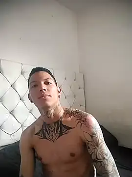 Overinktt online show from 10/30/25, 04:08