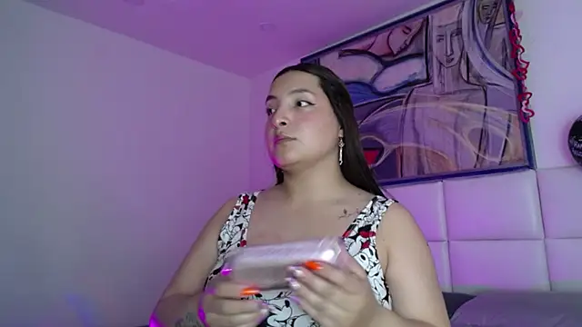 Layla spice online show from 10/15/25, 07:58