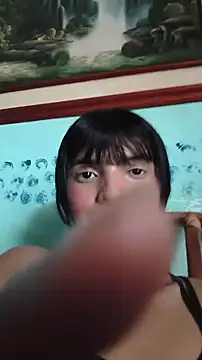 Snapshot of Megan_glow chatting on 10/24/25, 08:05 Megan glow online show from 10/24/25, 08:05