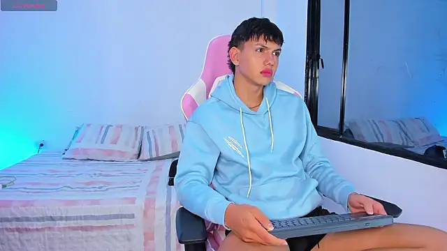 Axel Cody  online show from 02/05/26, 11:15