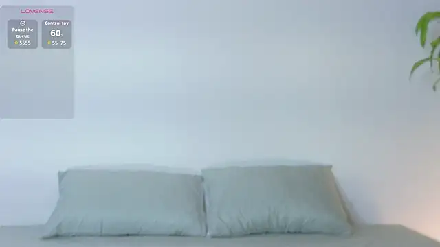 Snapshot of Axel_Cody_ chatting on 05/28/26, 01:19 Axel Cody online show from 05/28/26, 01:19