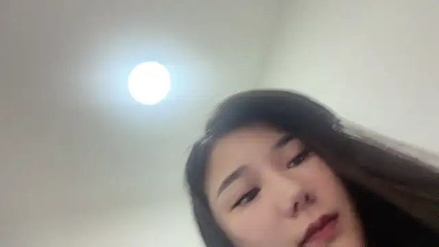 Snapshot of Vivi-668 chatting on 12/20/25, 03:08 Vivi-668 online show from 12/20/25, 03:08